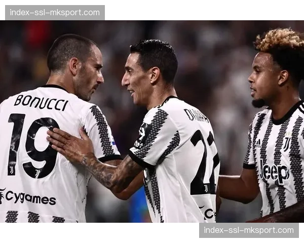 即时战报：尤文图斯主场0-1落后萨索洛，弗拉霍维奇中柱