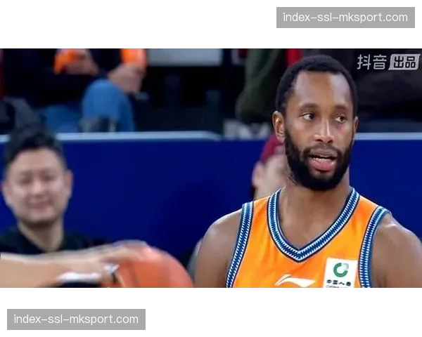 江苏队主打挡拆发起+外援单打，面对高强度逼抢失误率极高